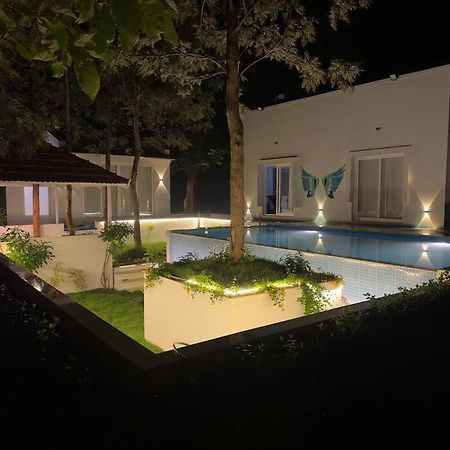 Serenity Farm Stay Hampāpura Exterior photo